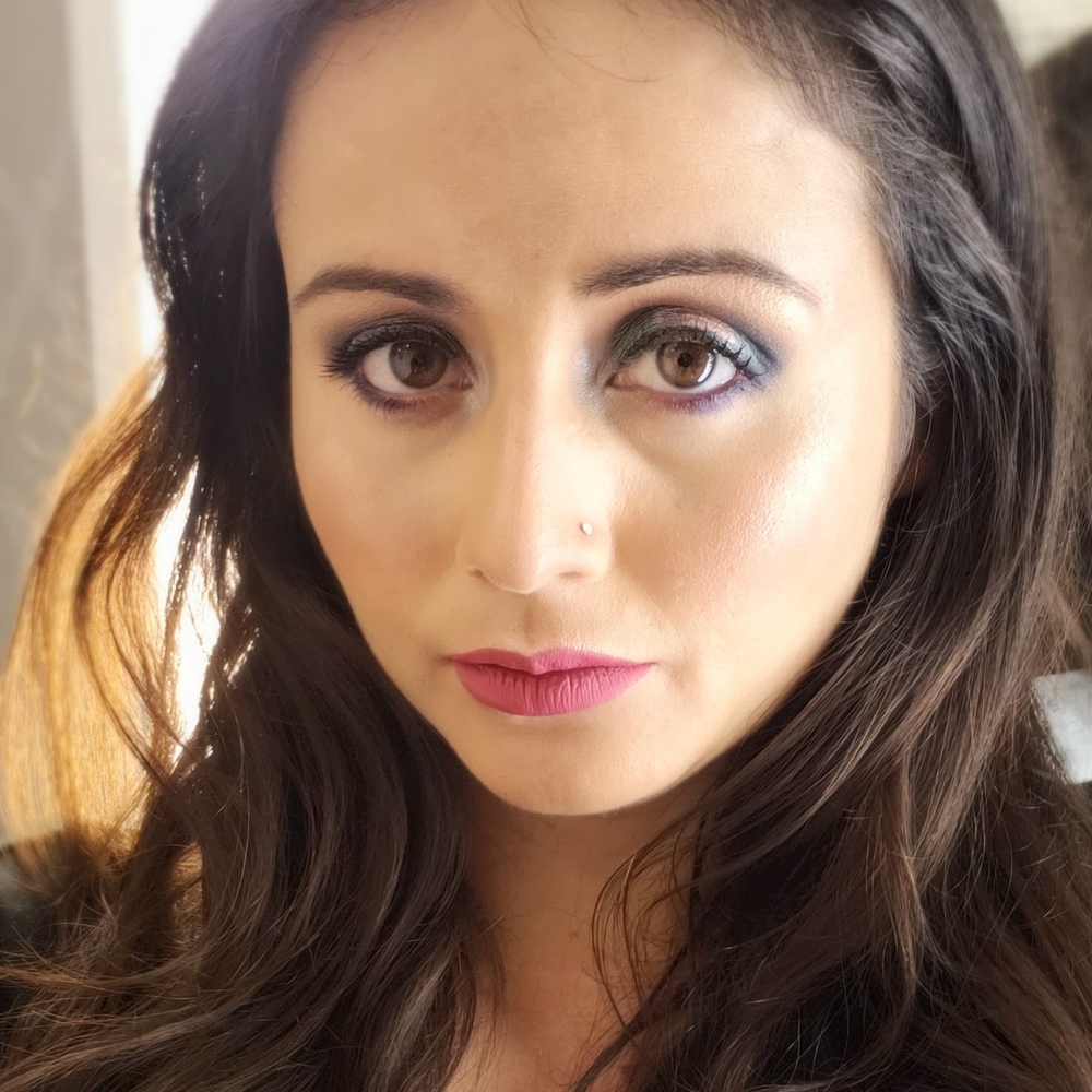 Meet your Posher, Yully